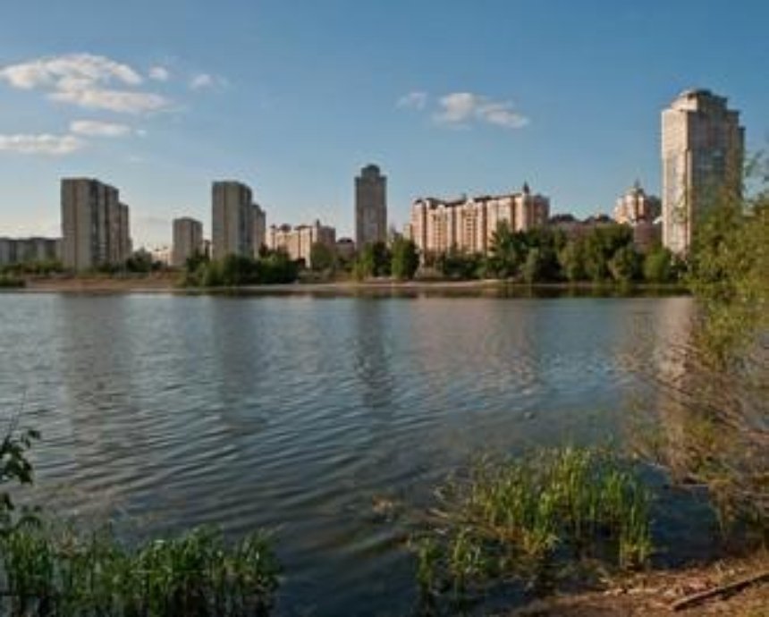 На озере Вербное в Киеве утонул молодой мужчина