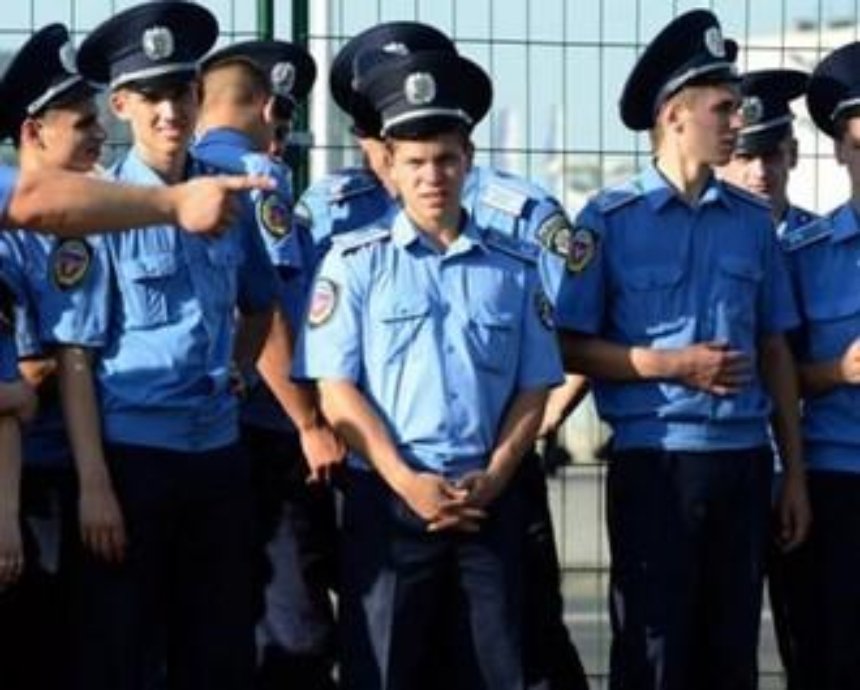 К охране порядка в центре Киева привлекли более трех тысяч милиционеров