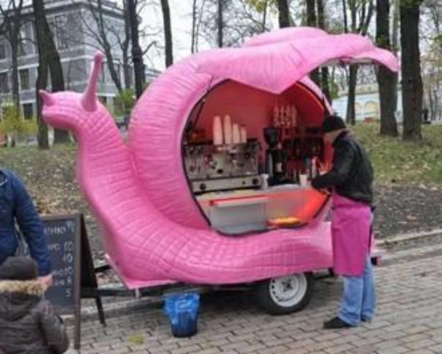 Места для "кофе на колесах" в Киеве определят на аукционе