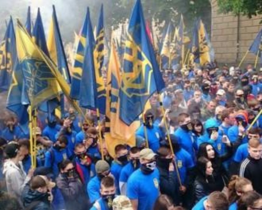 "Азов" проведет шествие против тарифов