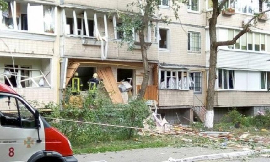 Взрыв в Голосеево: в доме восстановили свет и воду