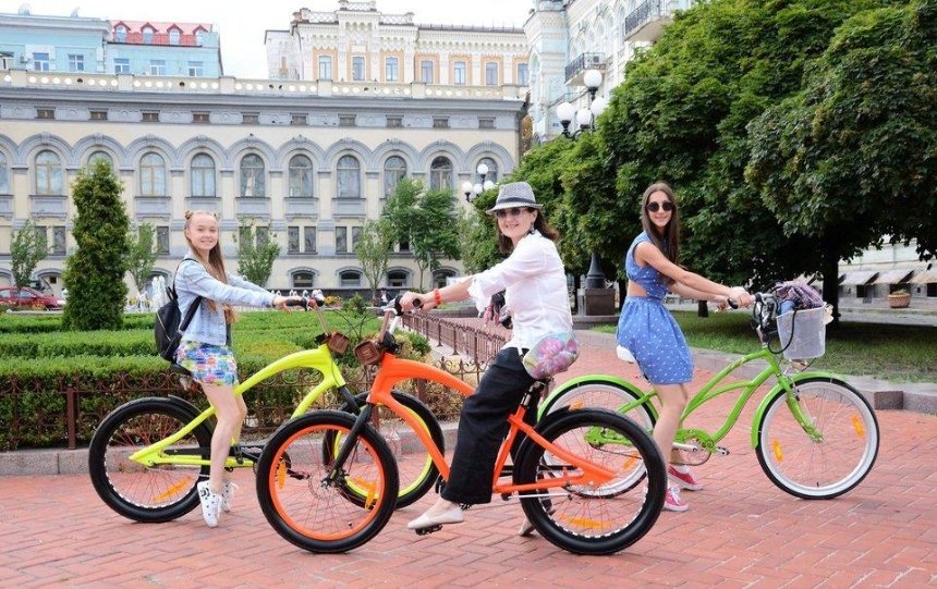Как в Киеве прошел женский велопарад (фото)