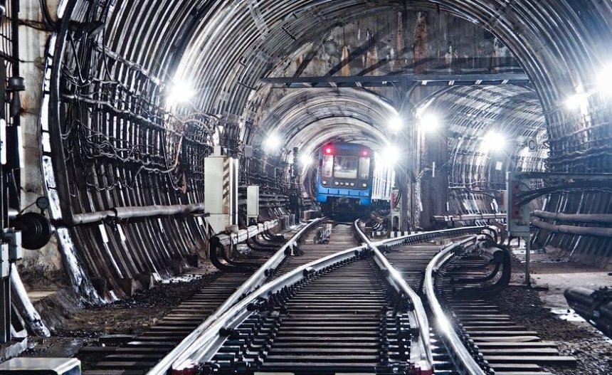 В Киеве появилась рабочая группа по вопросам строительства метро на Троещину 