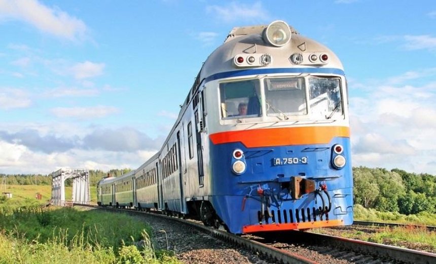 «Укрзализныця» удвоила количество поездов из Киева на Азовское море