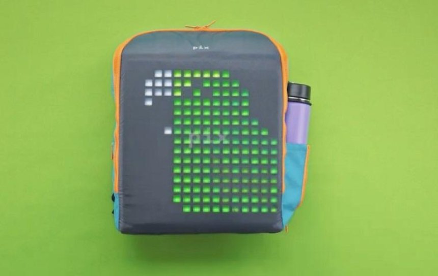 Украинский стартап создал детский рюкзак с подсветкой (видео)