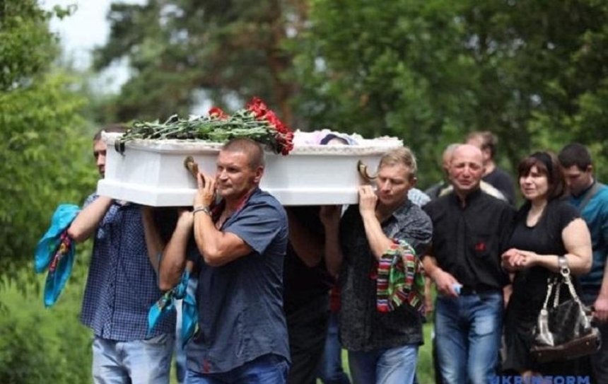После смерти мальчика под Киевом уволено шесть полицейских