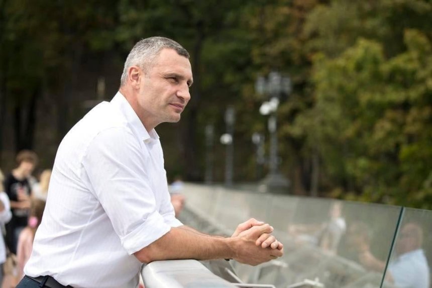 Кличко лидирует в борьбе за кресло мэра Киева, — опрос центра Розумкова