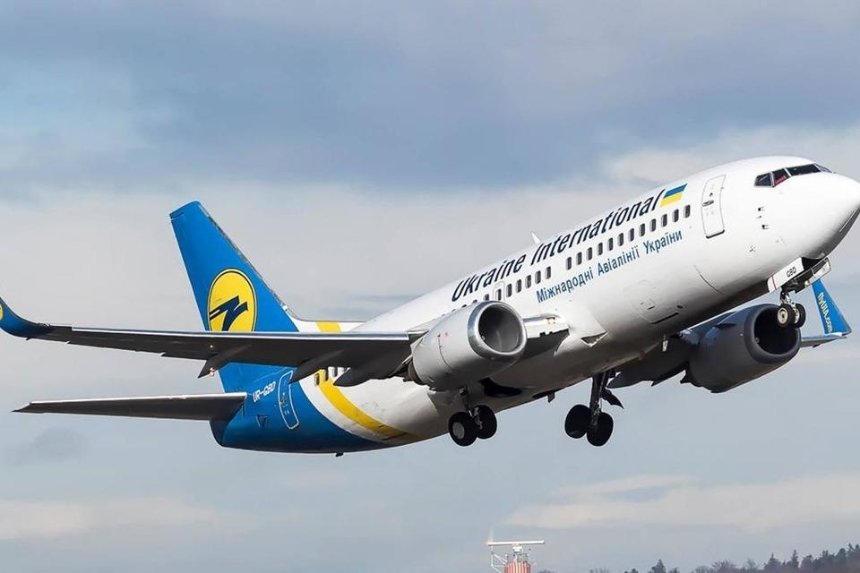 МАУ отменила часть рейсов в ЕС из-за продления карантинных запретов на въезд для украинцев
