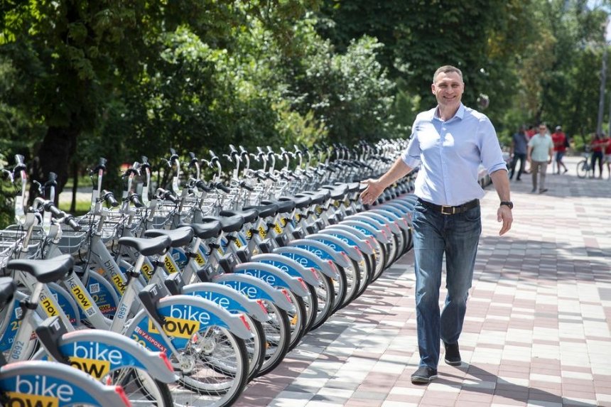 В Киев везут еще тысячу велосипедов для общественного проката, — Кличко