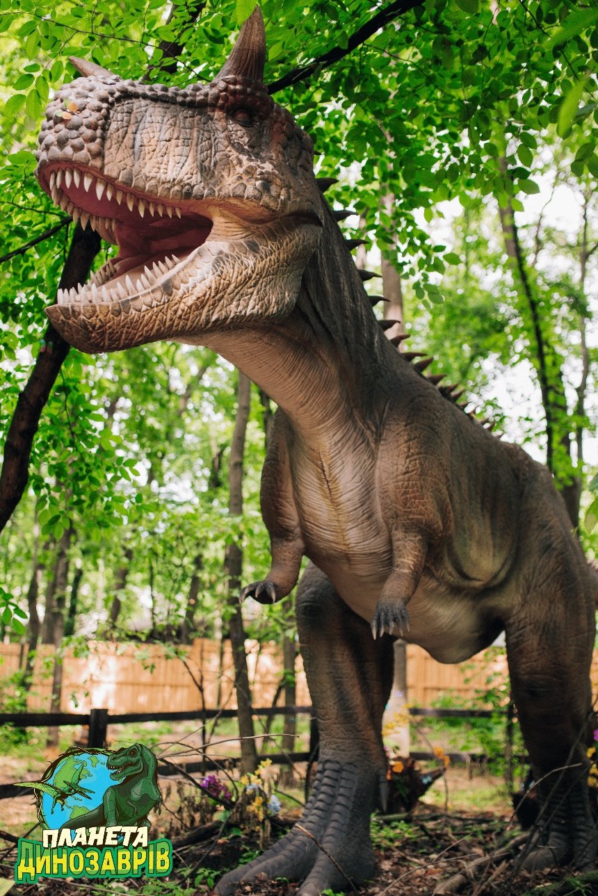 Гігантозаври: неперевершені володарі світу динозаврів