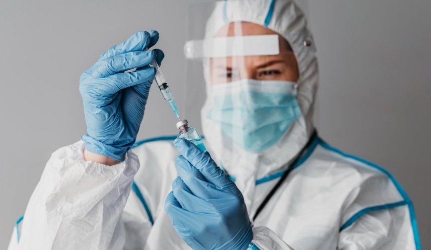 Pfizer и BioNTech: третья доза вакцины будет эффективной против штамма Дельта