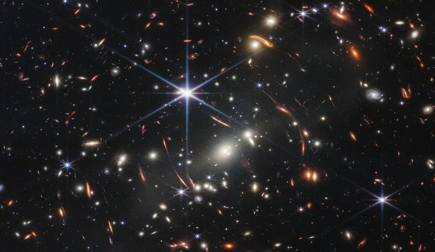 Фото Всесвіту з телескопа Джеймс Вебб