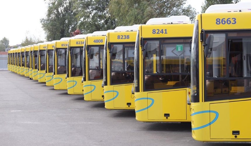автобус у Києві