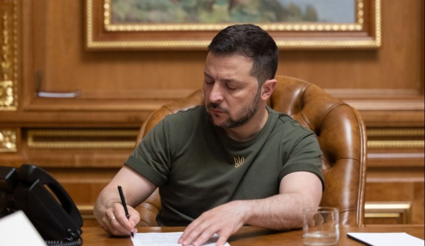 Зеленський звільнив голів чотирьох РДА Києва через проблеми з укриттями