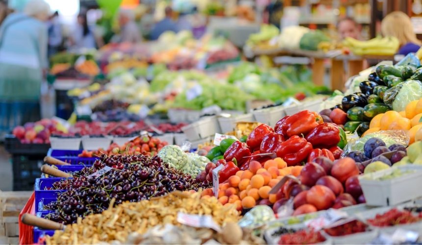 Ярмарки та ринки Києва сьогодні: де купити продукти