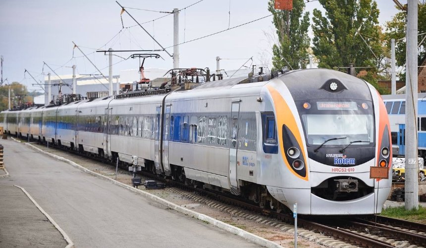 Укрзалізниця запускає новий Інтерсіті+ з Києва до Харкова: розклад