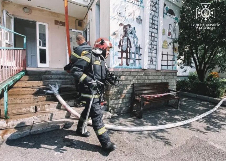 Пожежа в квартирі на 10 поверсі будинку в Солом’янському районі Києва, 23 липня 2023