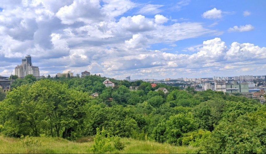 Спекотно та сонячно: якою буде погода у Києві на вихідних