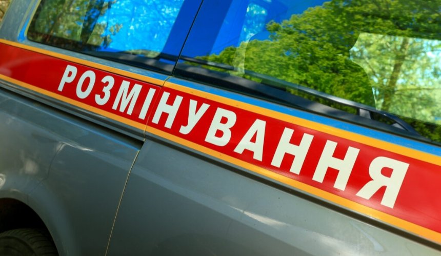 Розмінування водойм на Київщині: як дрон MinesEye шукає вибухівку на дні