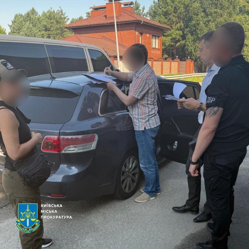 Посадовцям Київради та КМДА повідомили про підозри: що відомо