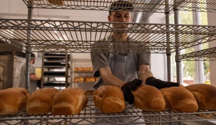 Хаб для людей з ментальною інвалідністю Good Bread під загрозою: пекарня шукає партнерів