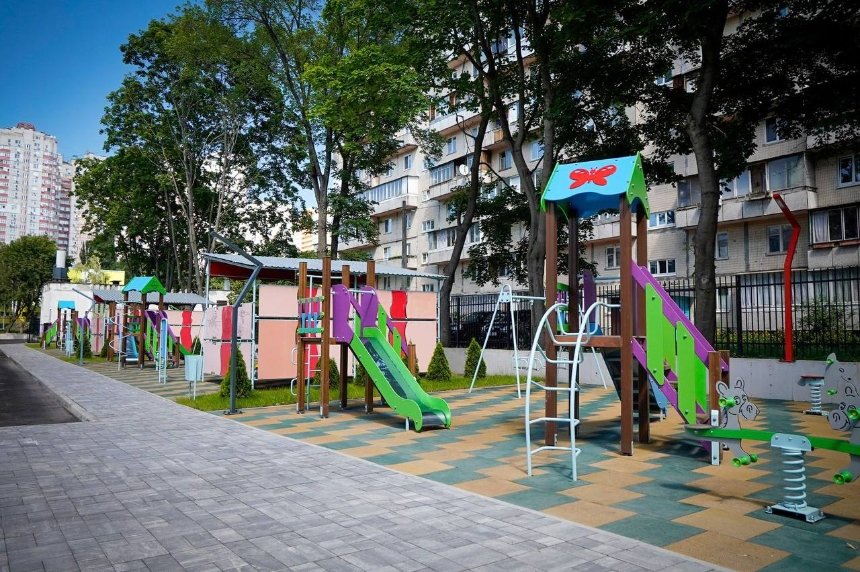 В Оболонському районі у Києві відкрили капітально відремонтований дитсадок: фото