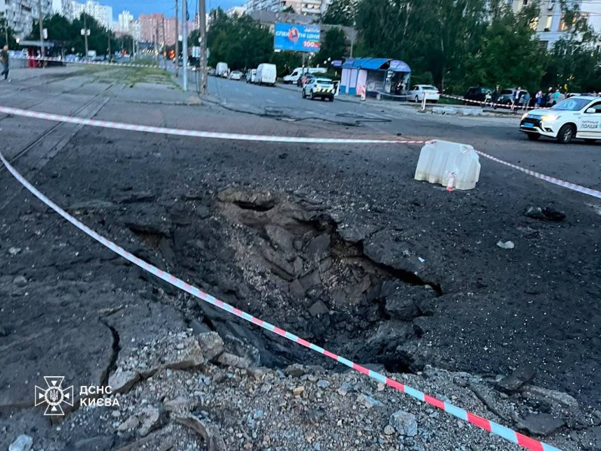 Вночі 11 липня 2026 року росіяни знову атакували Київ балістикою: які наслідки