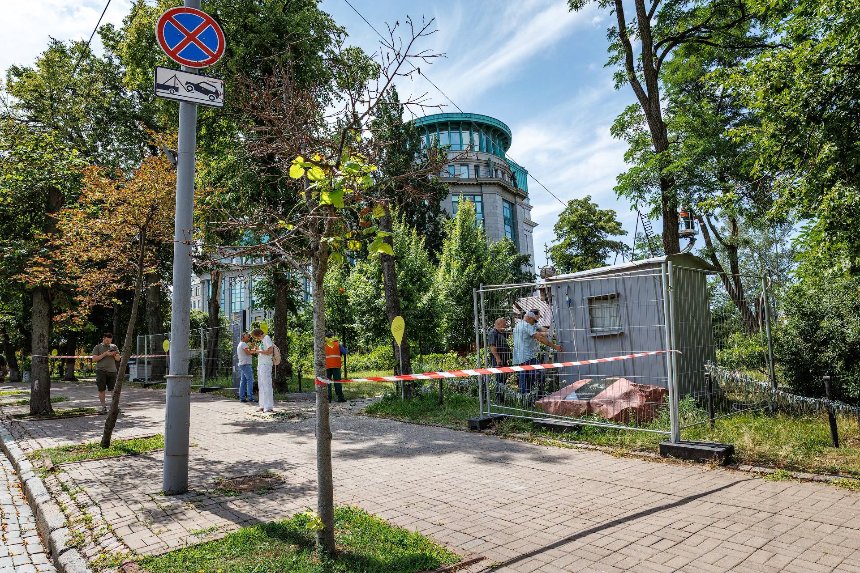 На Алеї Героїв Небесної Сотні розпочали облаштування меморіального простору