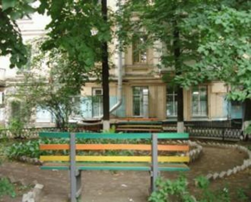 TOP-5 потайных дворов и скверов в центре Киева, где можно укрыться от жары и посторонних взглядов