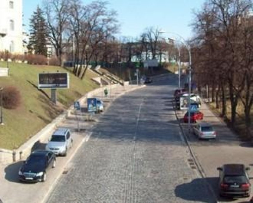 Киевляне смогут проголосовать за переименование улицы Институтской