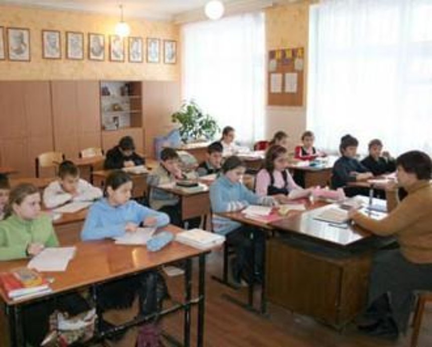 Киевским школьникам готовят гибкие каникулы