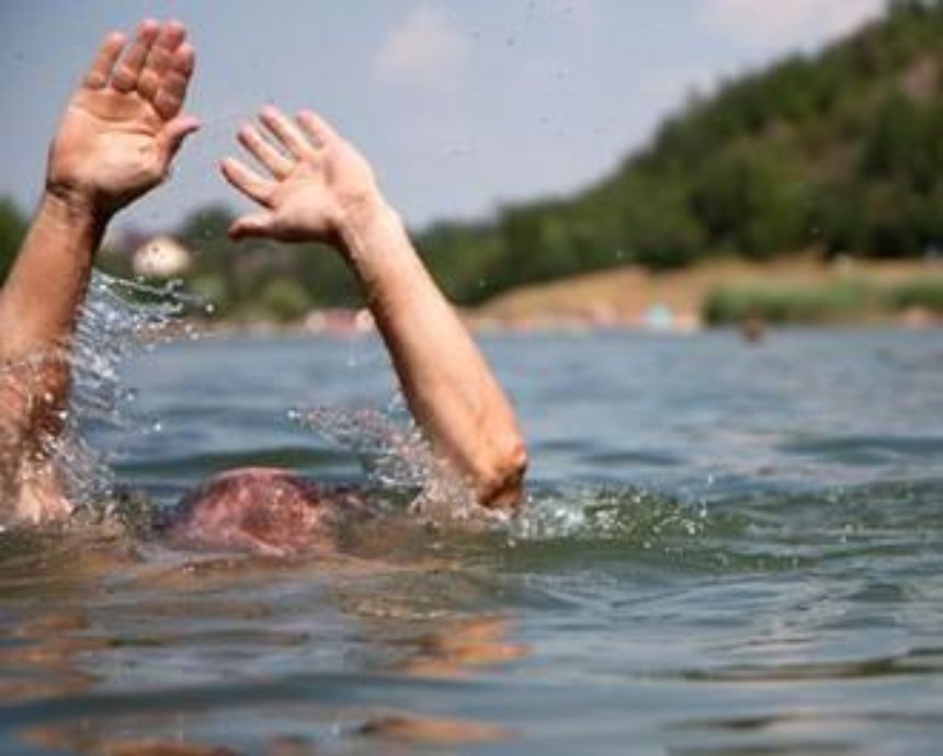 В озере парка Партизанской славы утонул мужчина