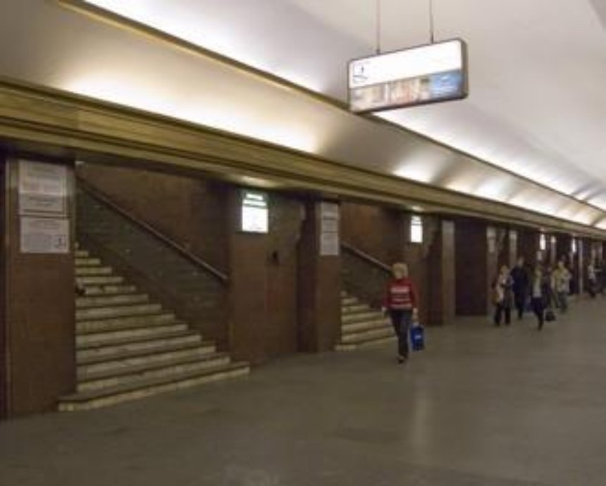 Станция метро "Театральная" возобновила работу
