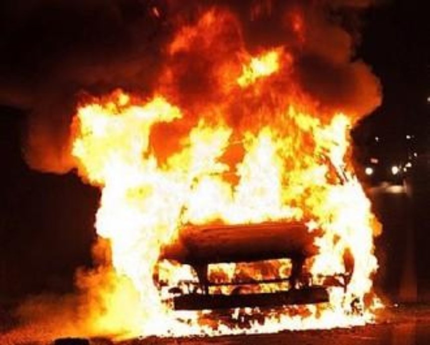 В Киеве вновь массово горели автомобили