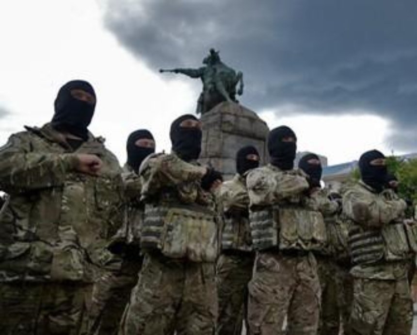 Как киевляне бьются за Луганск