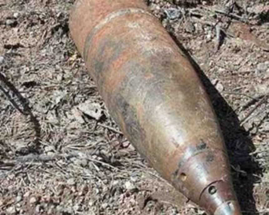 В Киеве дети обнаружили артиллерийский снаряд