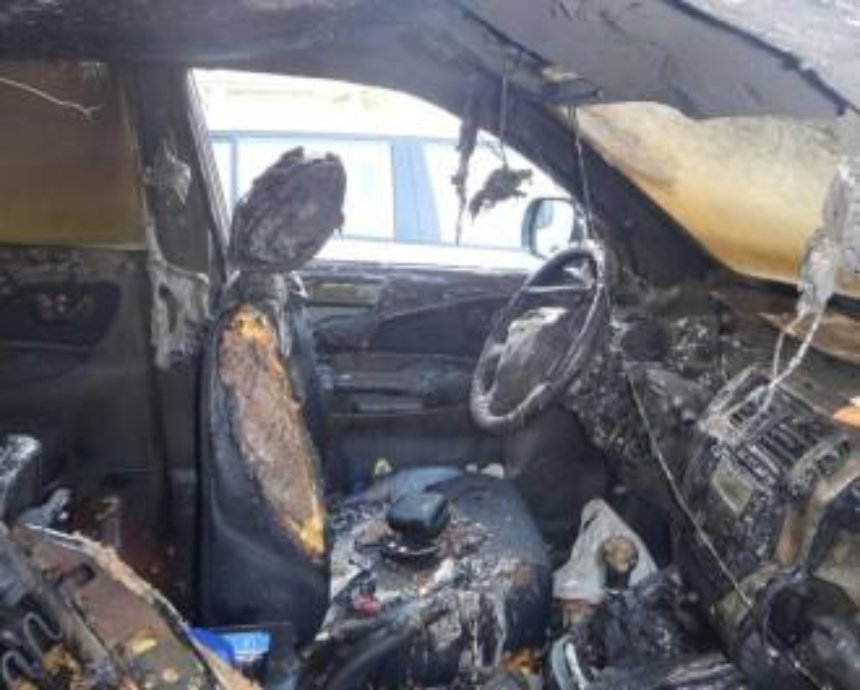 Відомому київському дог-хантеру спалили машину