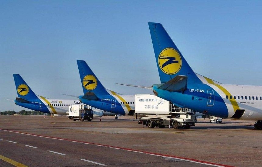 "После отмены рейсов Ryanair на сайте МАУ почти исчезли билеты по лоукост-тарифам", — Омелян