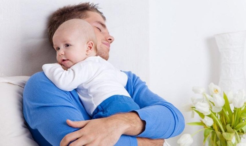 В Украине могут разрешить сокращать рабочий день для отцов