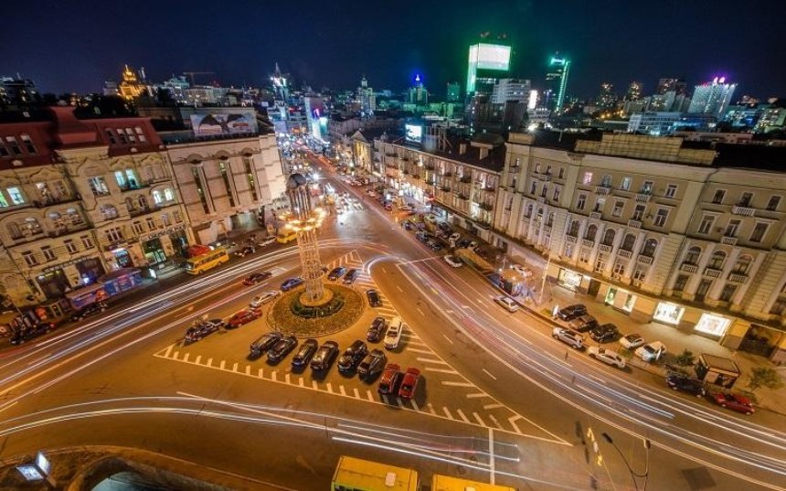 Жители столицы в очередной раз предлагают переименовать площадь Льва Толстого
