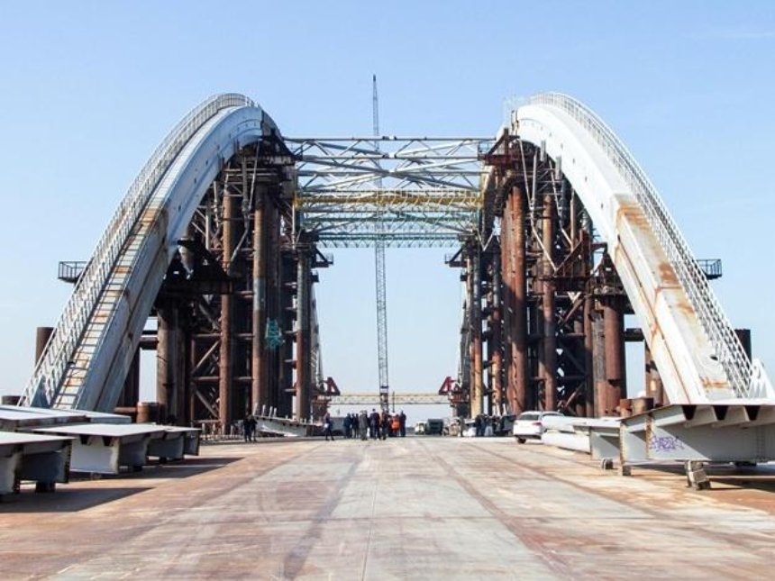 Подольско-Воскресенский мост освобождают от ржавых опор