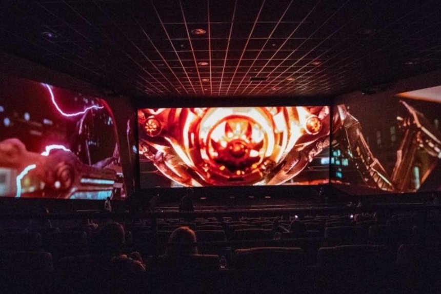 Multiplex открыл первый в Киеве кинотеатр с панорамным 270-градусным экраном