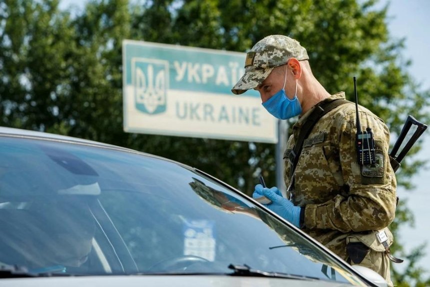 Кабмин возобновит работу контрольных пунктов на границе с оккупированным Крымом