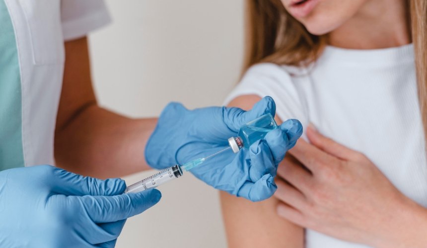 Вакцина CoronaVac в 96% предотвращает госпитализацию при COVID-19 — МОЗ 