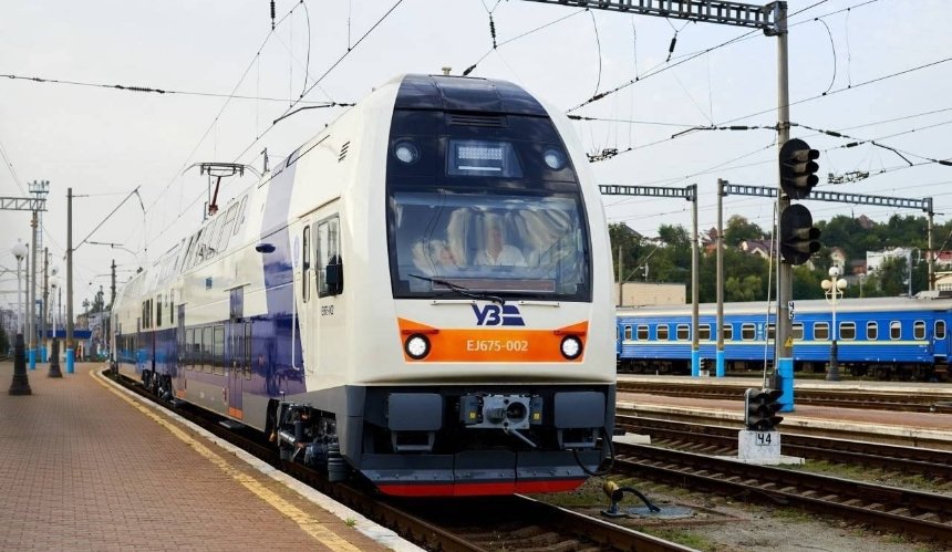 Укрзалізниця запустила швидкісний поїзд Київ — Рівне — Луцьк