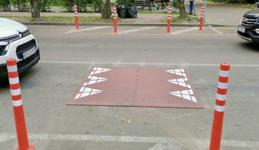На п’яти вулицях Києва розмістять "берлінські подушки" для обмеження швидкості 