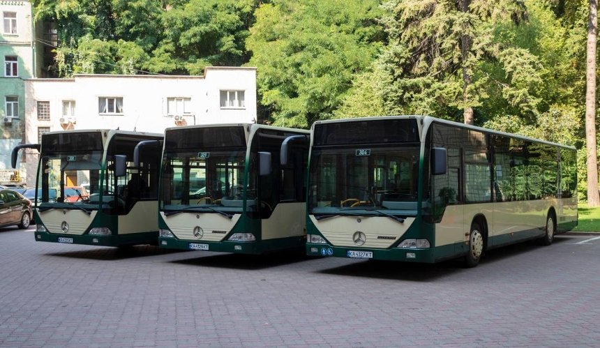 У Києві почнуть курсувати три нових автобуси