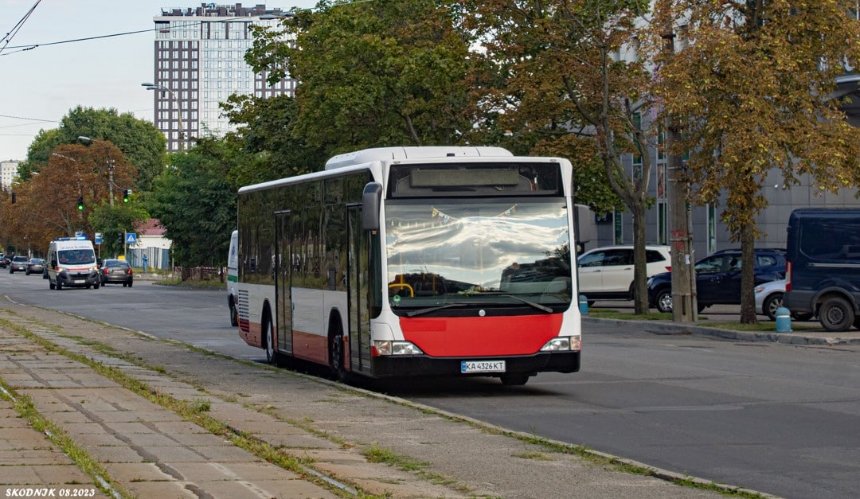 У Києві почав курсувати один з автобусів, подарованих Німеччиною 
