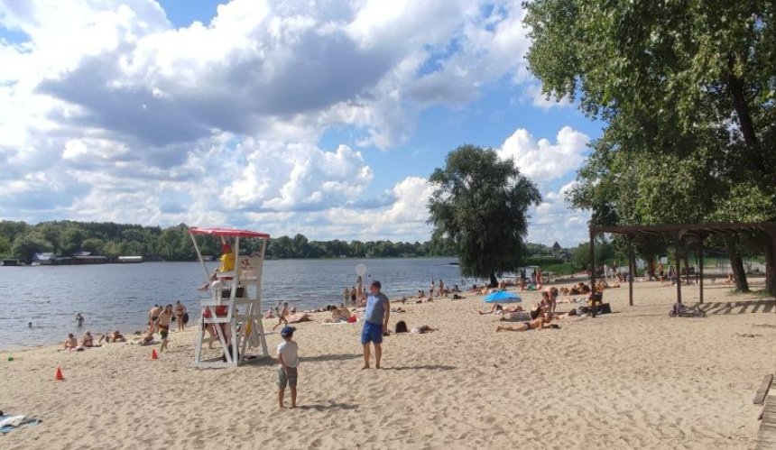 На яких пляжах Києва не рекомендують купатися: останнє дослідження