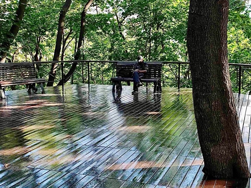 У Києві оновили Алею художників на Подолі: фото 